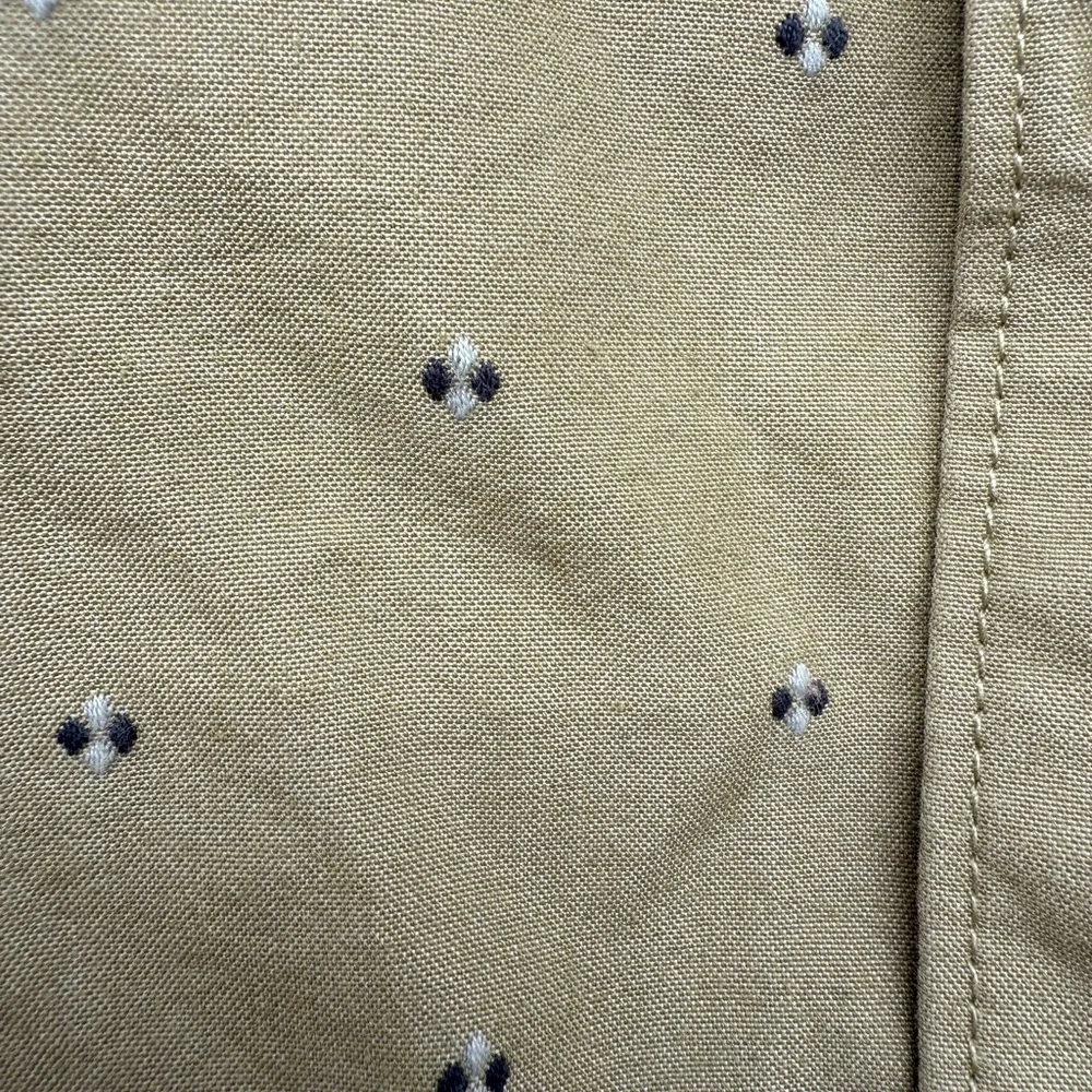 Volcom Kid’s Beige Patterned Button Down Shirt - Picture 3 of 4